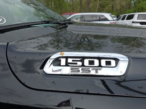 Used 2025 RAM 1500 Big Horn image 4