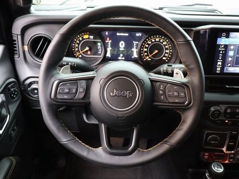 Used 2025 Jeep Wrangler Unlimited Rubicon 392 image 22