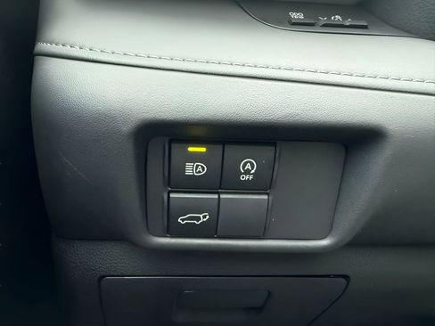 Used 2023 Toyota Highlander XSE AWD/4WD image 27