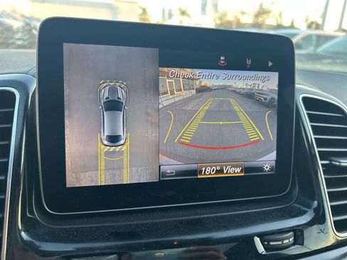 Used 2019 Mercedes-Benz GLE 43 AMG AMG GLE 43 image 44