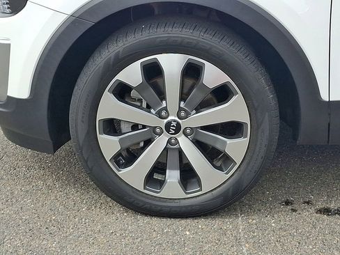 Used 2020 Kia Telluride EX w/ EX Premium Package image 8