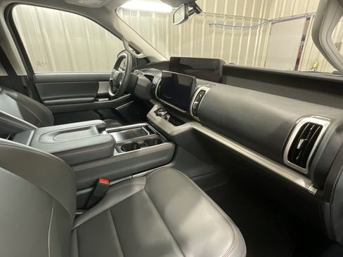 Used 2025 Ford Expedition Max Active image 16