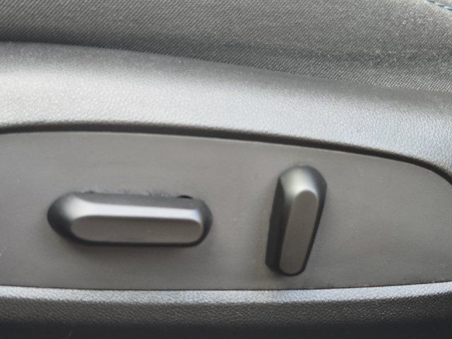 Used 2016 Chevrolet Cruze LT w/ Convenience Package FWD image 13