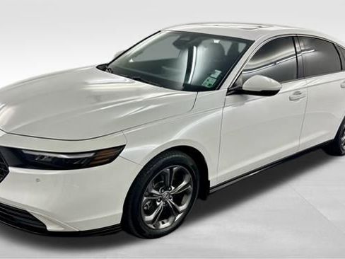 Certified 2023 Honda Accord EX-L image 4