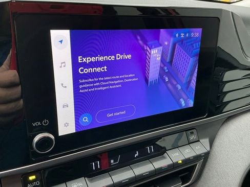 Used 2025 Toyota Camry LE image 23