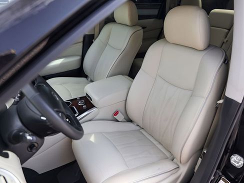 Used 2020 INFINITI QX60 Luxe w/ Sensory Package FWD image 7