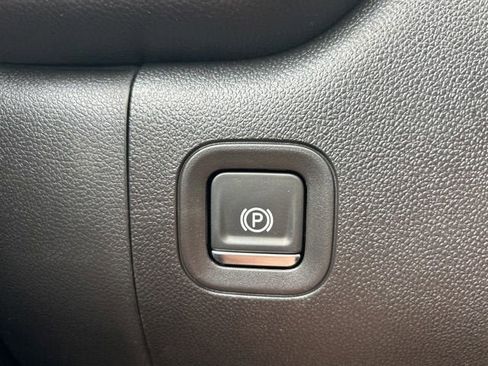 New 2025 Chevrolet Silverado 2500 Custom w/ Custom Value Package image 22