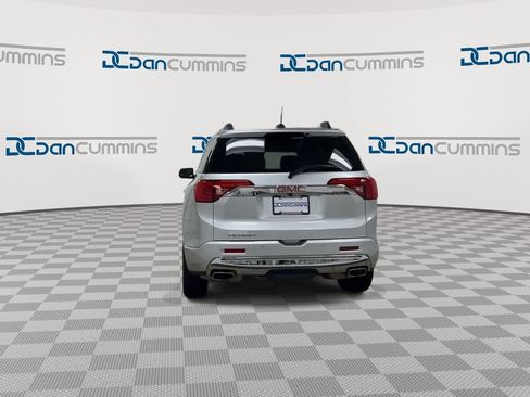 Used 2019 GMC Acadia Denali w/ Technology Package FWD image 7