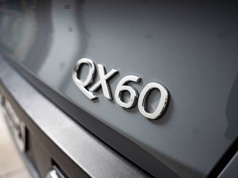 Used 2025 INFINITI QX60 Luxe AWD/4WD image 16