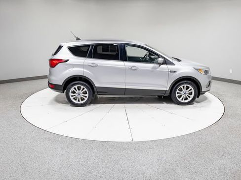 Used 2019 Ford Escape SE AWD/4WD image 29