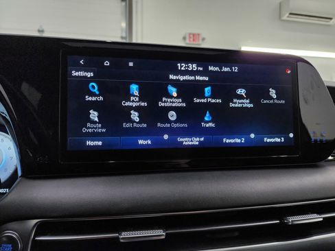 Used 2024 Hyundai Palisade Calligraphy image 60