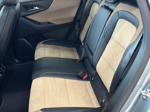 New 2026 Chevrolet Equinox ACTIV AWD/4WD image 12