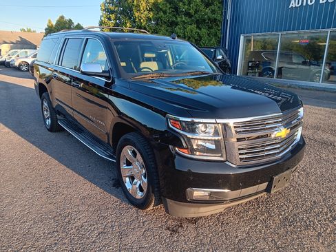 Used 2015 Chevrolet Suburban LTZ AWD/4WD image 7