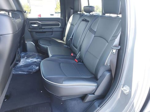 New 2025 RAM 2500 Laramie image 29