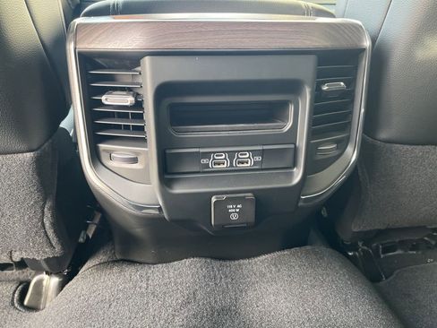 New 2026 RAM 2500 Laramie w/ Night Edition AWD/4WD image 30