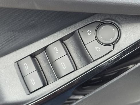 New 2027 Chevrolet Equinox LT FWD image 19