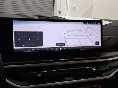 Used 2025 BMW X7 xDrive40i w/ Premium Package image 23