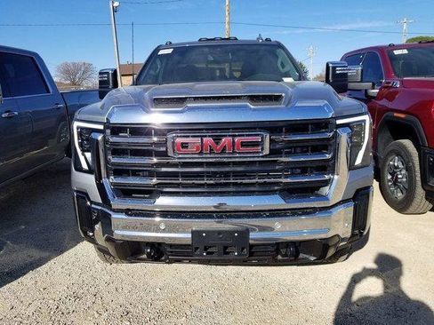 New 2026 GMC Sierra 3500 SLT w/ SLT Premium Package image 7