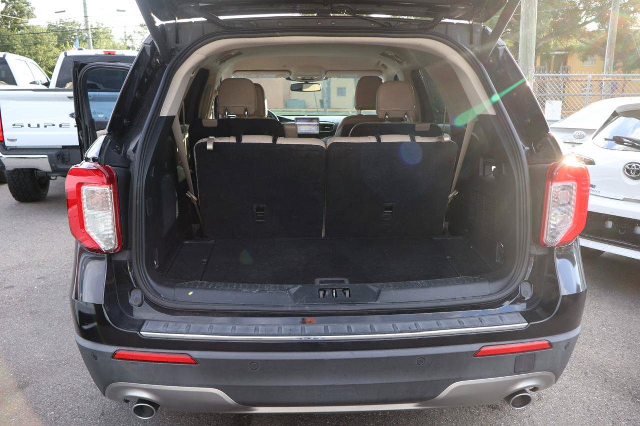 Used 2020 Ford Explorer Limited RWD image 18
