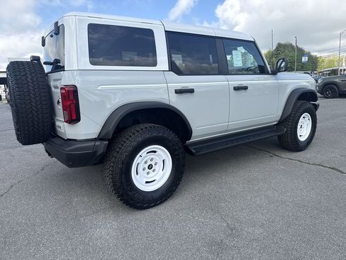 New 2026 Ford Bronco Heritage Edition AWD/4WD image 4