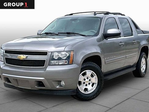 Used 2007 Chevrolet Avalanche LT w/ LT Preferred Equipment Group image 1