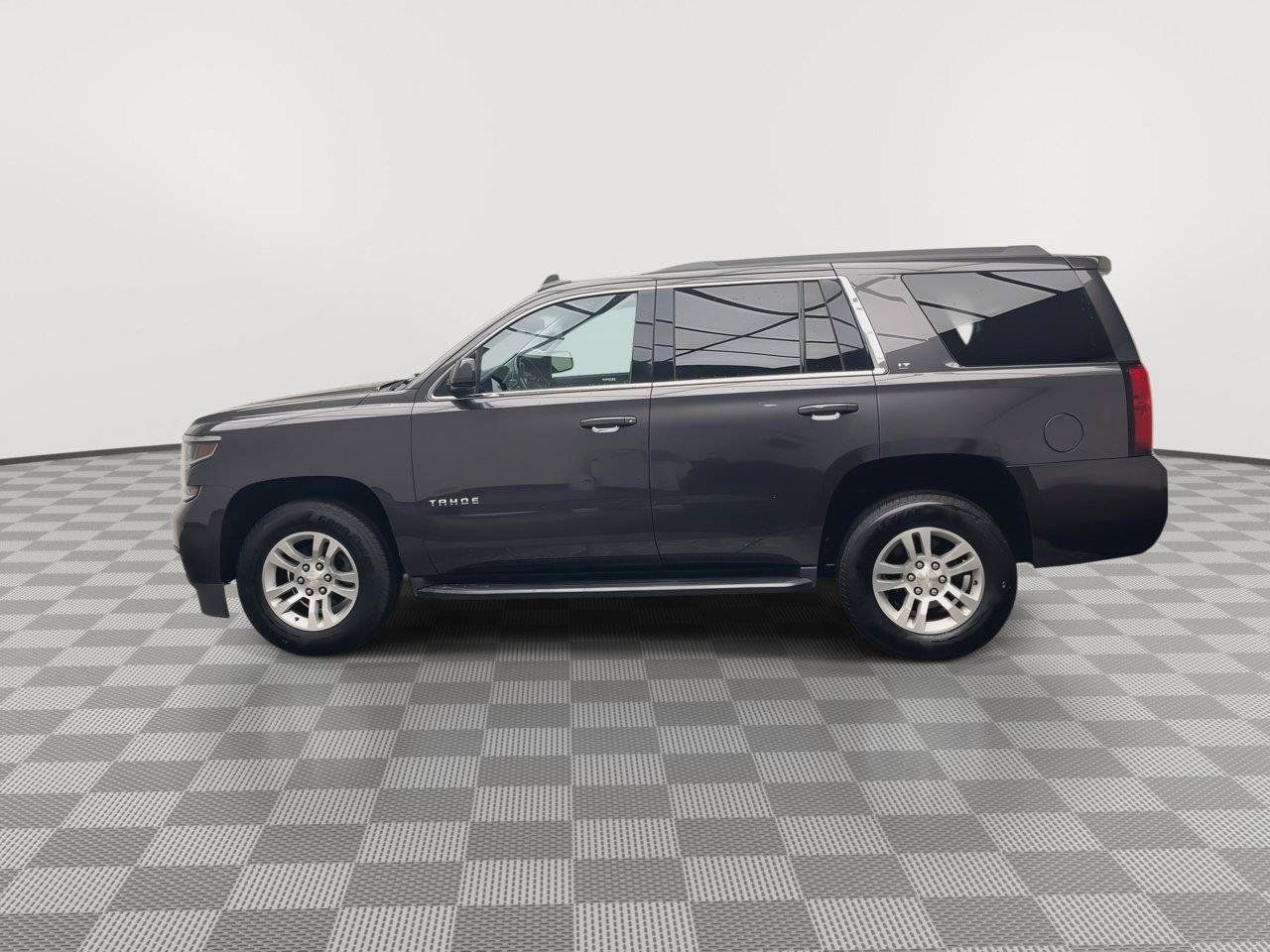 Used 2018 Chevrolet Tahoe LT AWD/4WD image 42