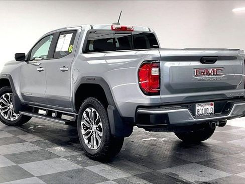 Used 2023 GMC Canyon Denali image 10