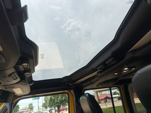 Used 2019 Jeep Wrangler Unlimited Rubicon AWD/4WD image 33