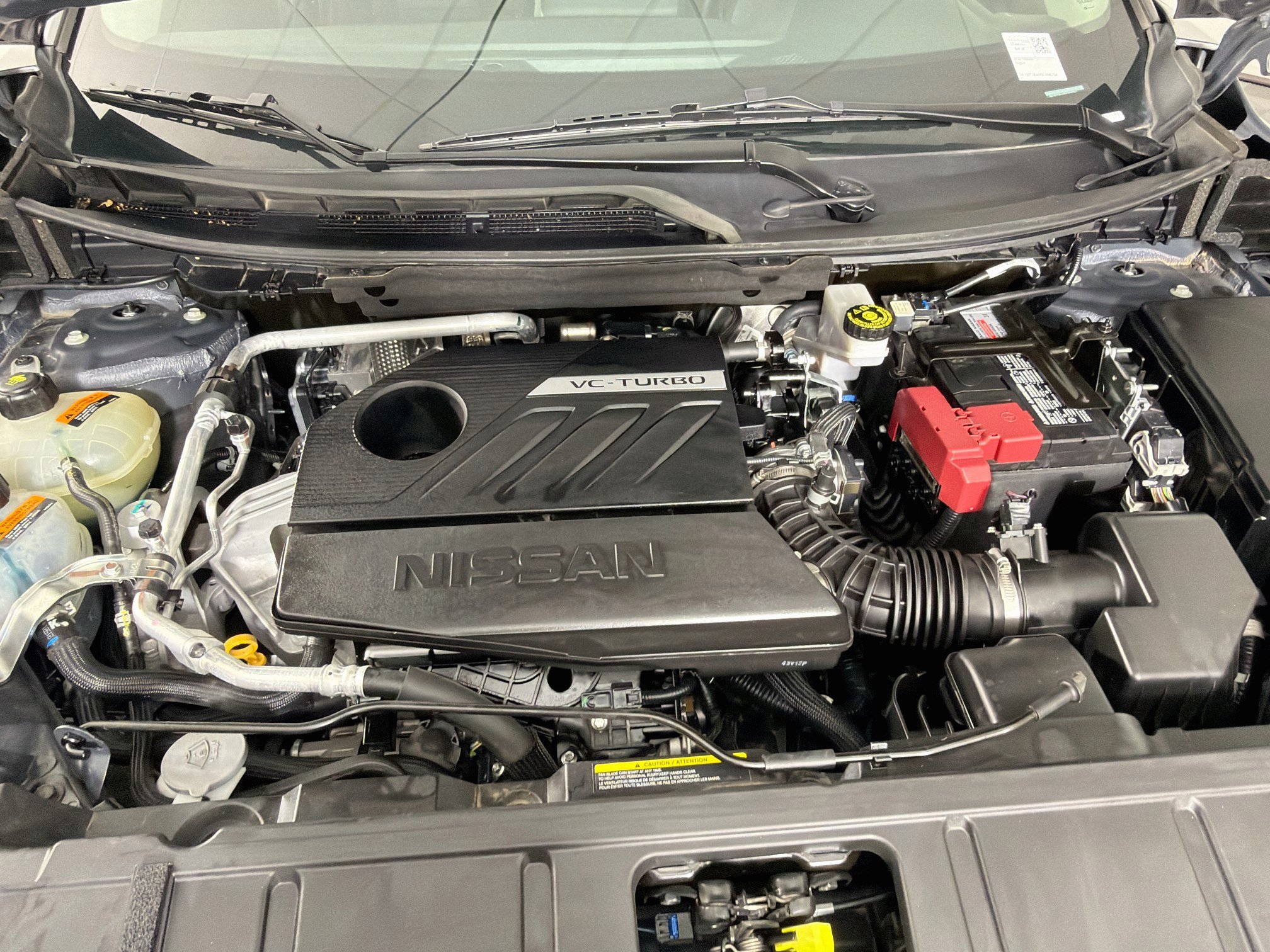 Used 2025 Nissan Rogue SV FWD image 33
