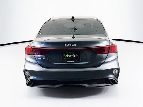 Used 2022 Kia Forte LXS FWD image 7