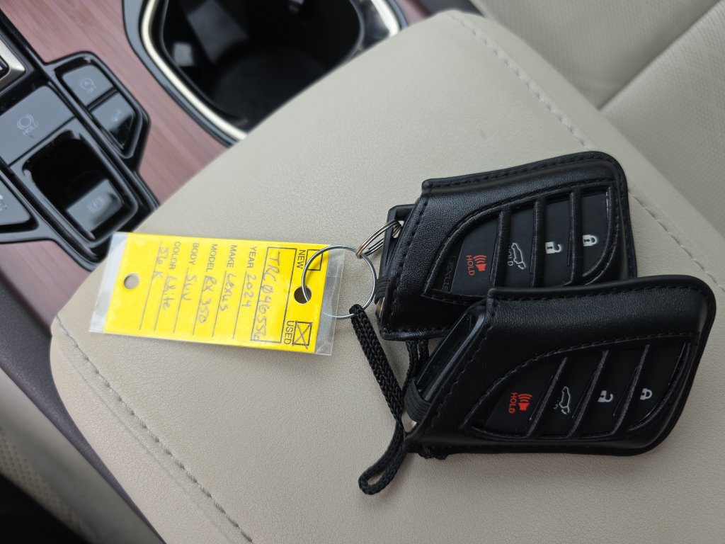 Used 2024 Lexus RX 350 AWD w/ Convenience Package image 15