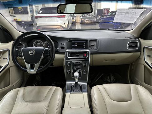 Used 2013 Volvo S60 T5 Premier image 18