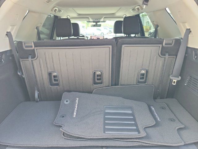 New 2026 Nissan Pathfinder Platinum FWD image 26