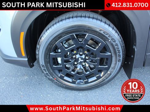 New 2026 Mitsubishi Outlander AWD image 33