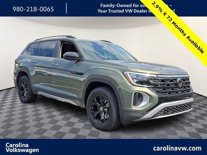 New 2025 Volkswagen Atlas Peak Edition SE