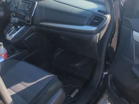 Used 2018 Honda CR-V LX image 3