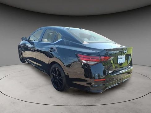 Certified 2025 Nissan Sentra SR w/ Midnight Edition FWD image 13