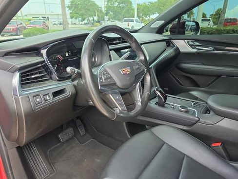 Used 2021 Cadillac XT5 Premium Luxury FWD image 14
