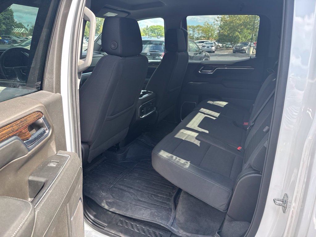 Used 2024 GMC Sierra 1500 Elevation w/ Preferred Package AWD/4WD image 13