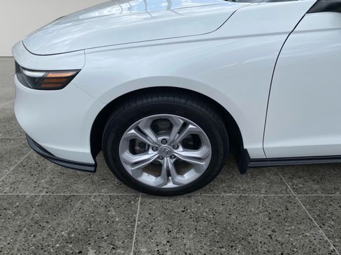 Used 2025 Honda Accord LX image 14