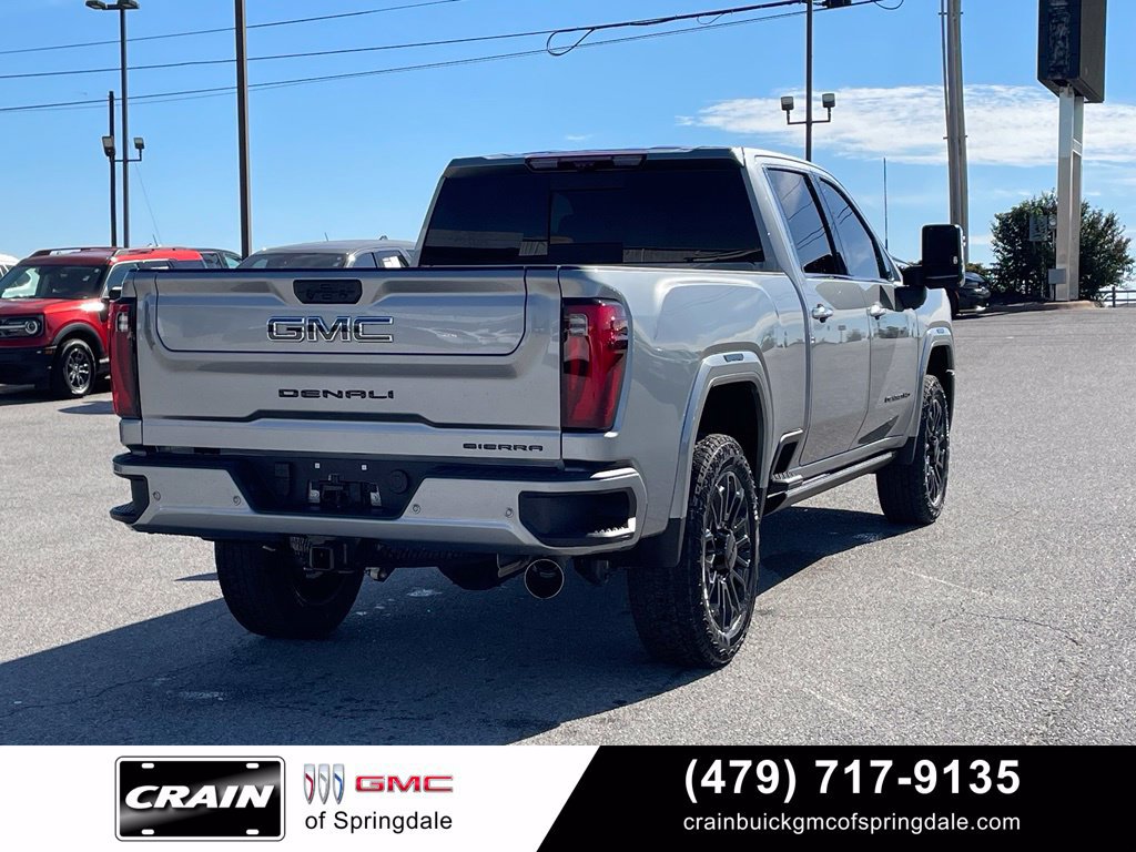 Used 2026 GMC Sierra 2500 Denali Ultimate w/ LPO, Black Badging Package AWD/4WD image 7