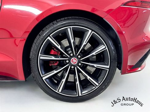 Used 2021 Jaguar F-TYPE R AWD/4WD image 40
