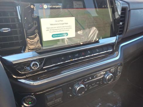 Used 2021 GMC Sierra 1500 4x4 Crew Cab w/ Sierra Value Package image 20