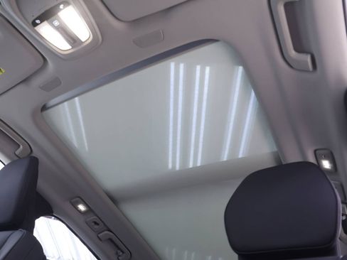 New 2026 Volvo XC60 B5 Plus w/ Protection Package Premier image 15