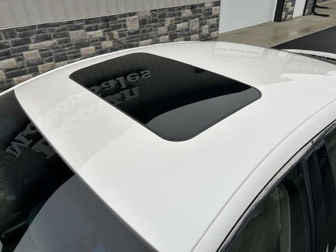 Used 2017 Lincoln MKZ Select w/ Select Plus Package image 9