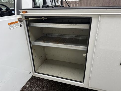 Used 2020 Ford F350 XL w/ Power Equipment Group image 32