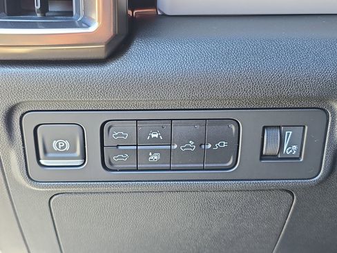 Used 2025 GMC Hummer EV 3X w/ Battery Pack, 24 Module Pack image 25