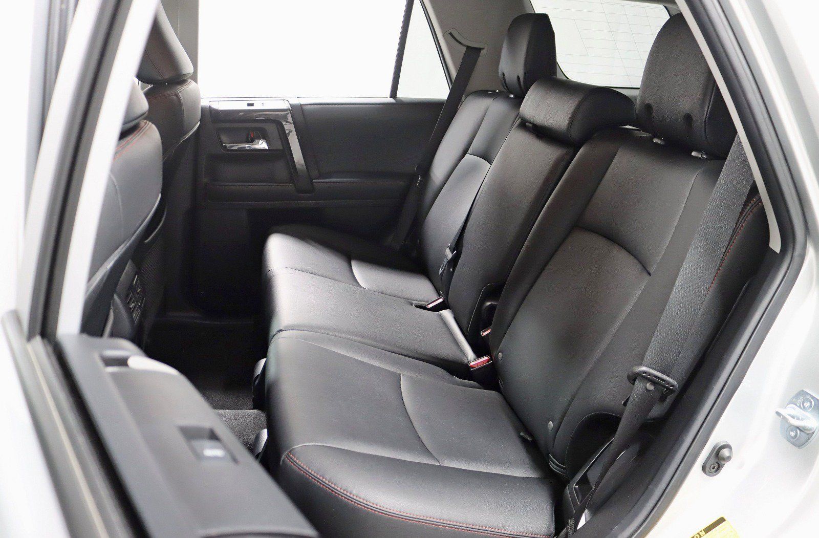 Used 2021 Toyota 4Runner TRD Off-Road Premium w/ Moonroof Package AWD/4WD image 29