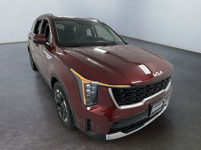 New 2025 Kia Sorento S w/ Panoramic Sunroof Package