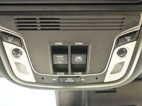Used 2023 Honda Ridgeline Black Edition image 31